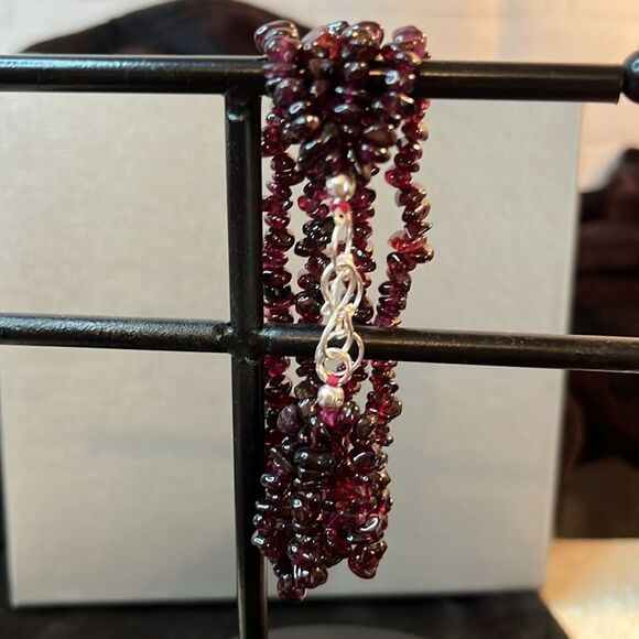 Rhodolite Garnet Beads Bracelet 925 sterling silver clasp. NWT. 7.25” - Picture 3 of 8